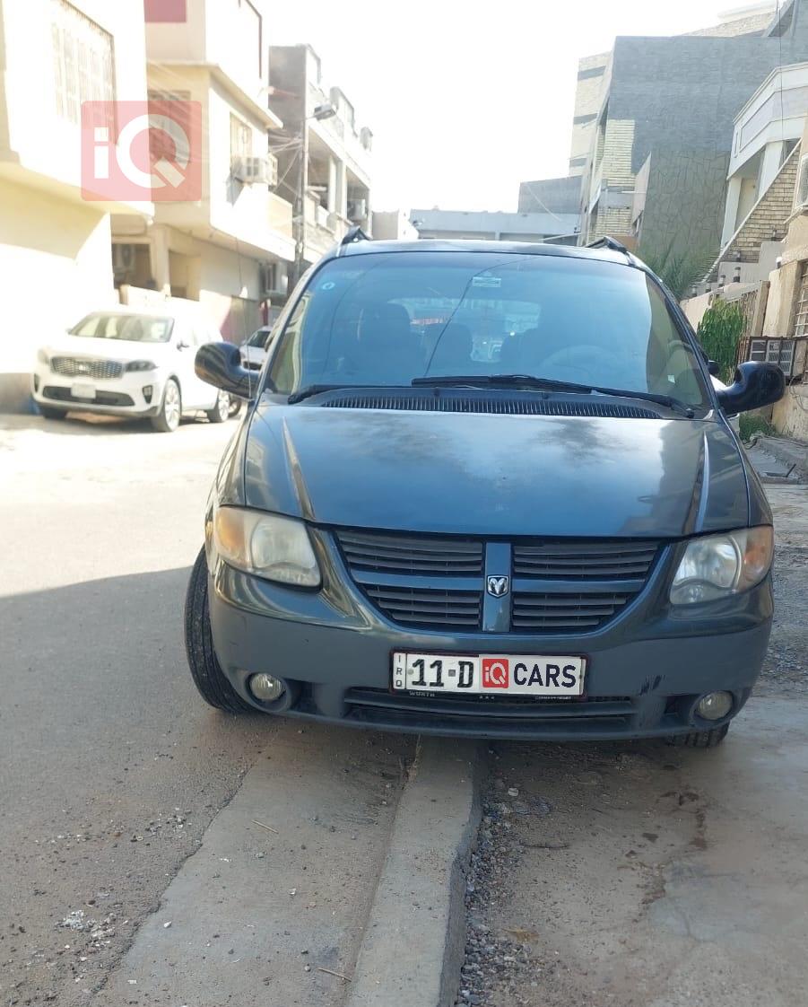 دودج كارافان